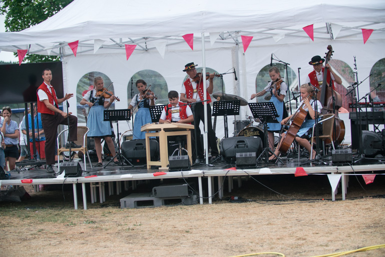 ><br><em>Swiss Day: Kulturfest med både folkemusikk og underholdning i forbindelse med den sveitsiske nasjonaldagen. Foto: BCC</em></p><p class=